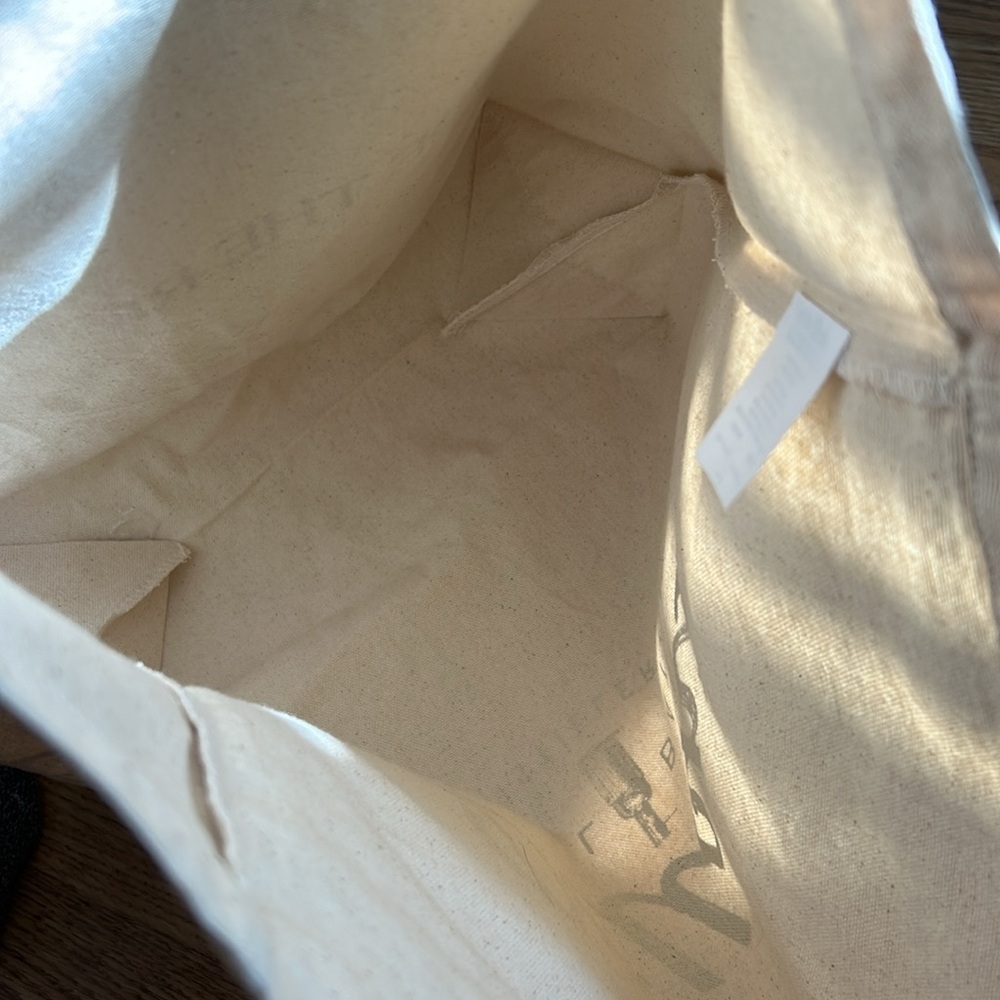 FREE with purchase! Dillon’s Tote Bag new without tags - Picture 4 of 5